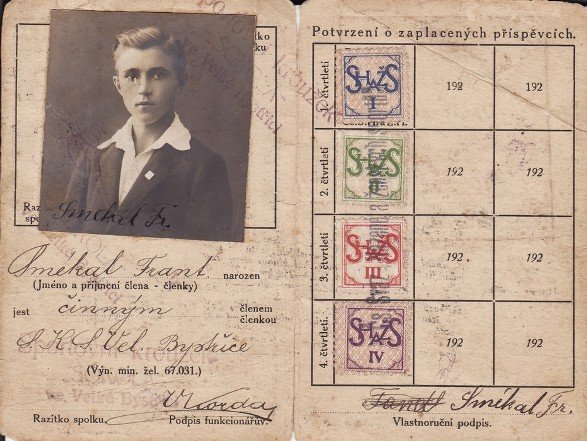  Registrační průkaz Františka Smékala, jednoho z nejlepších hráčů Velké Bystřice ve 20. létech minulého století.